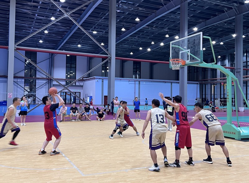 中金公司開展第一屆職工體育運(yùn)動(dòng)會(huì)籃球比賽